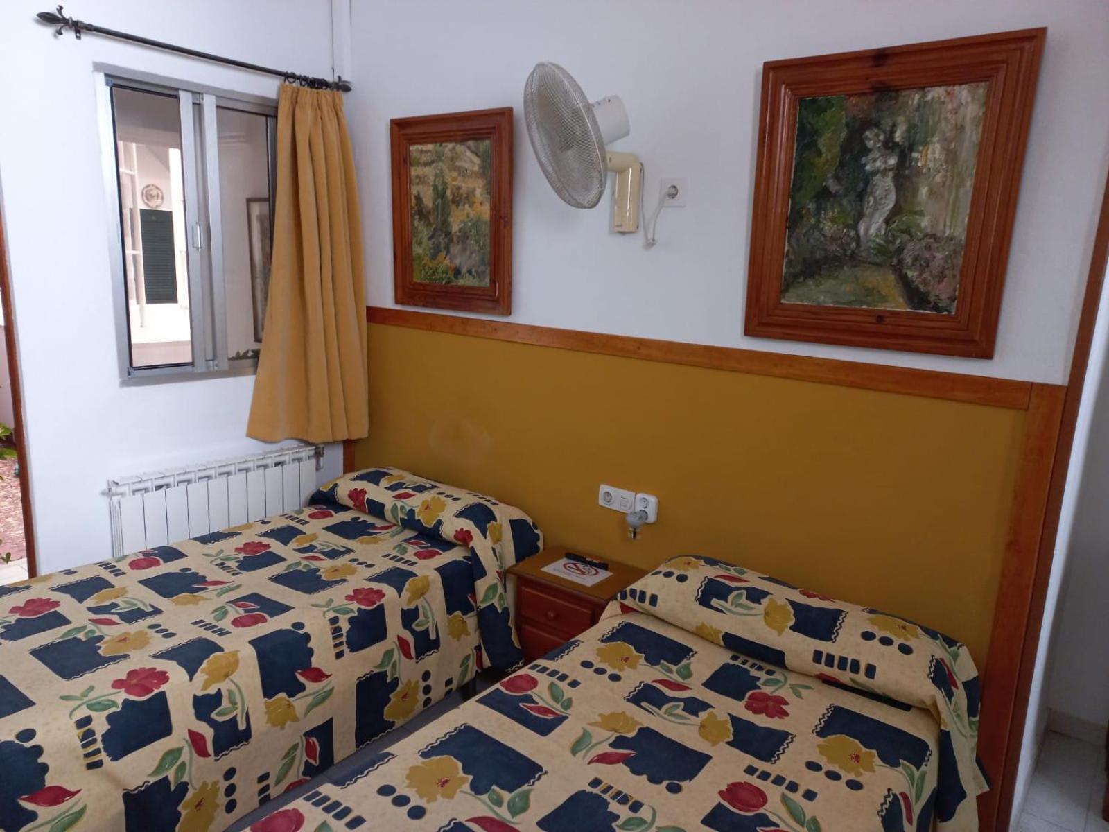 Hostal Manolo Эль-Пуэрто-де-Санта-Мария Номер фото