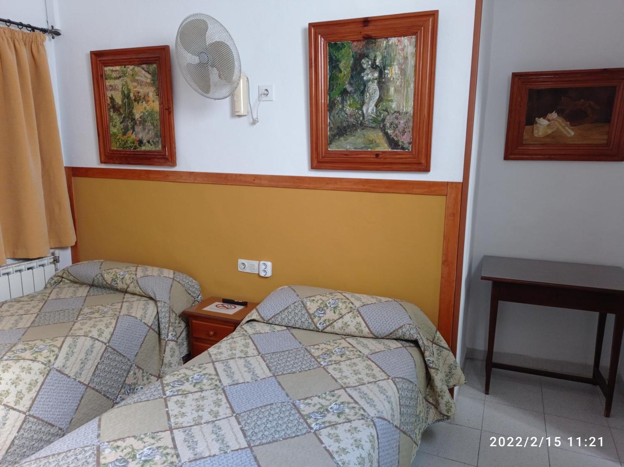 Hostal Manolo Эль-Пуэрто-де-Санта-Мария Номер фото