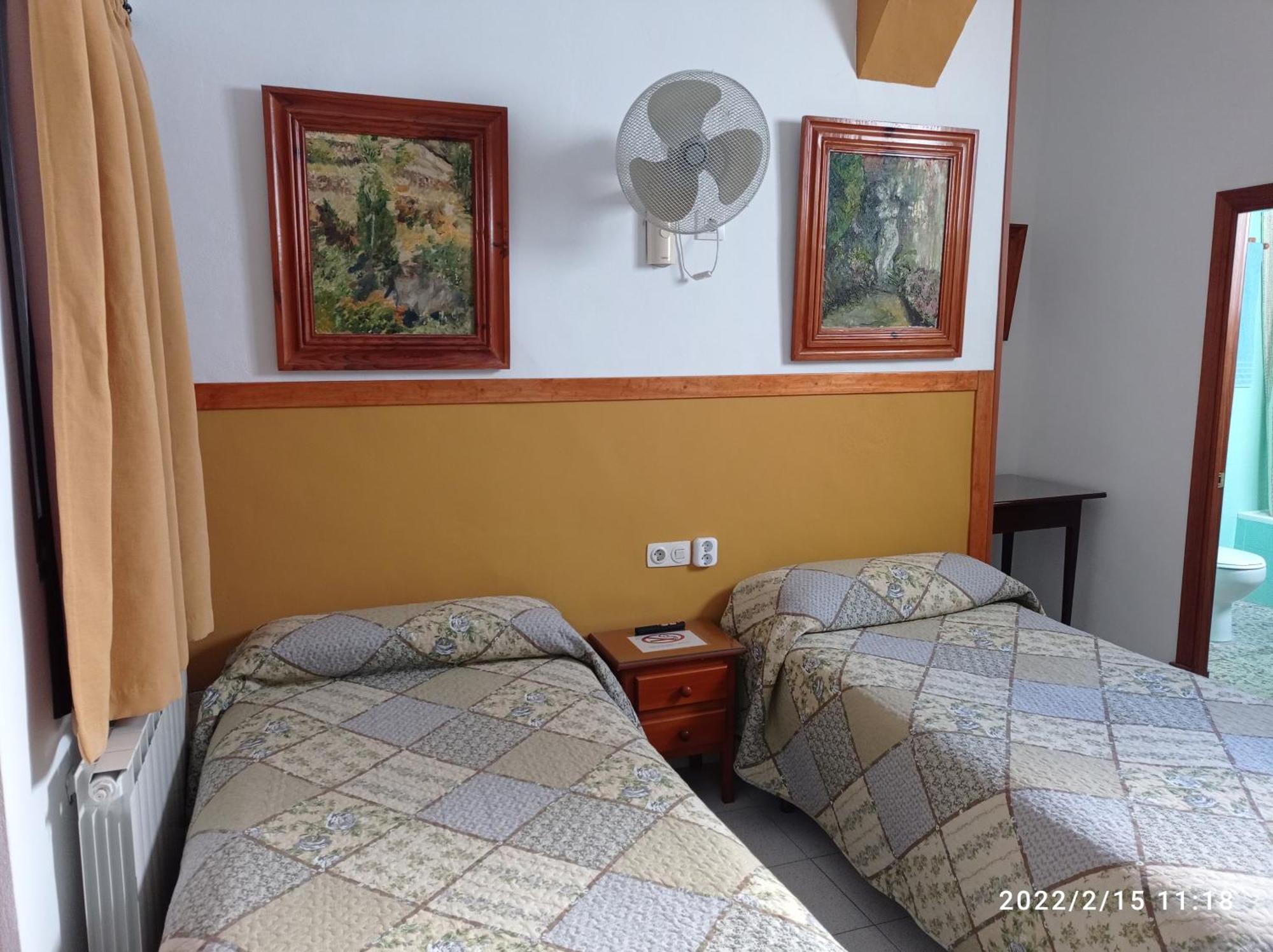Hostal Manolo Эль-Пуэрто-де-Санта-Мария Номер фото