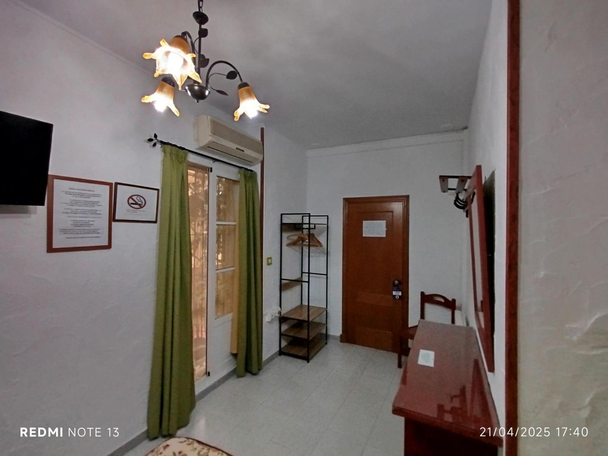 Hostal Manolo Эль-Пуэрто-де-Санта-Мария Номер фото