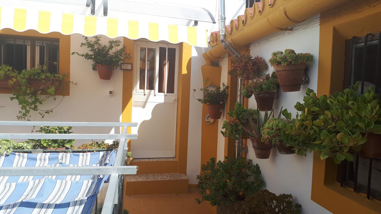 Hostal Manolo Эль-Пуэрто-де-Санта-Мария Экстерьер фото